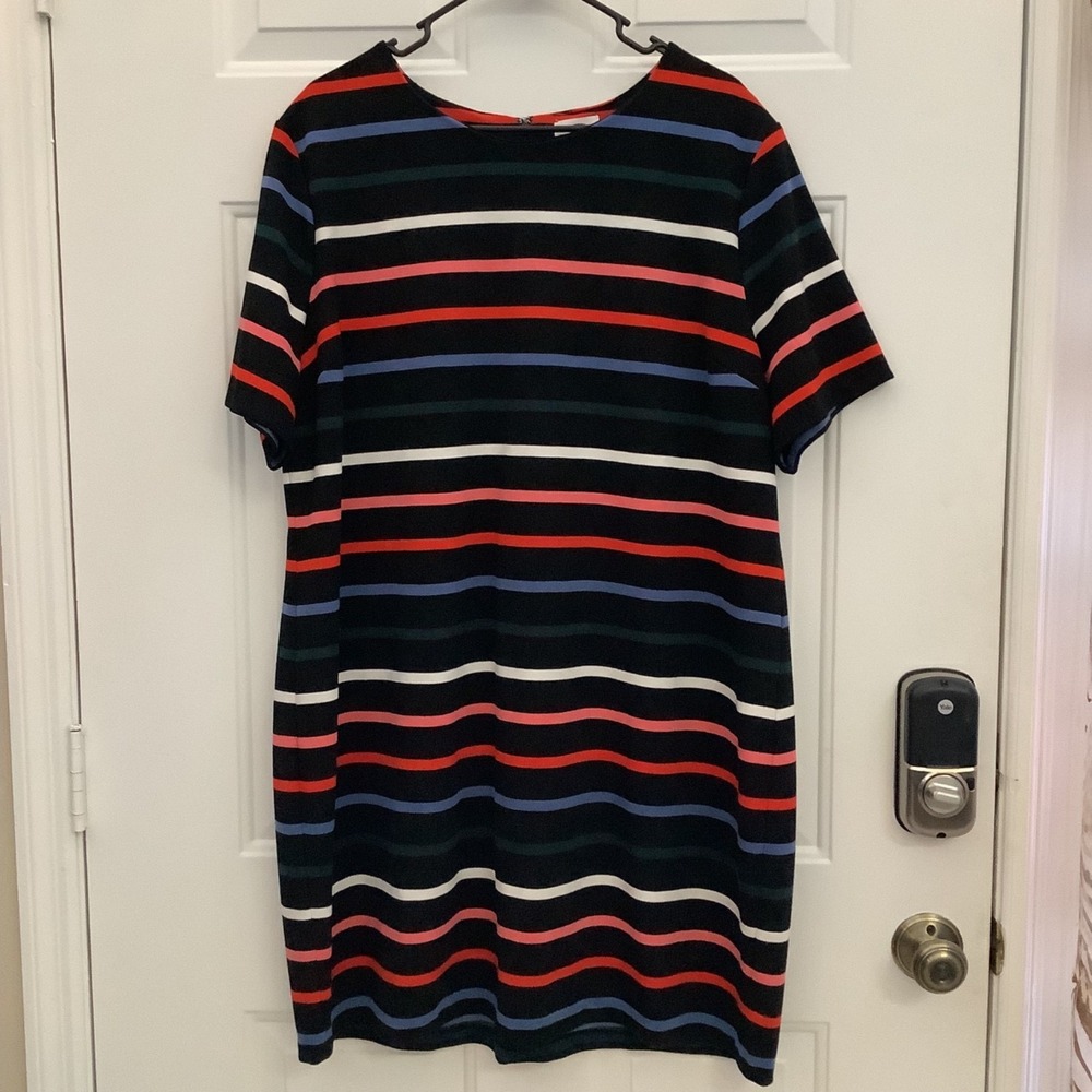 Old Navy Short Sleeve‎ Striped Ponte Shift Dress Size XXL Black-Multicolor